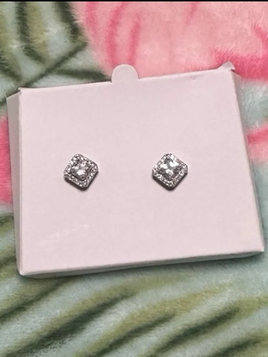 Jewelry - Sparkly Square Halo Stud Earrings Silver Clear CZ Crystal Elegant Brand New